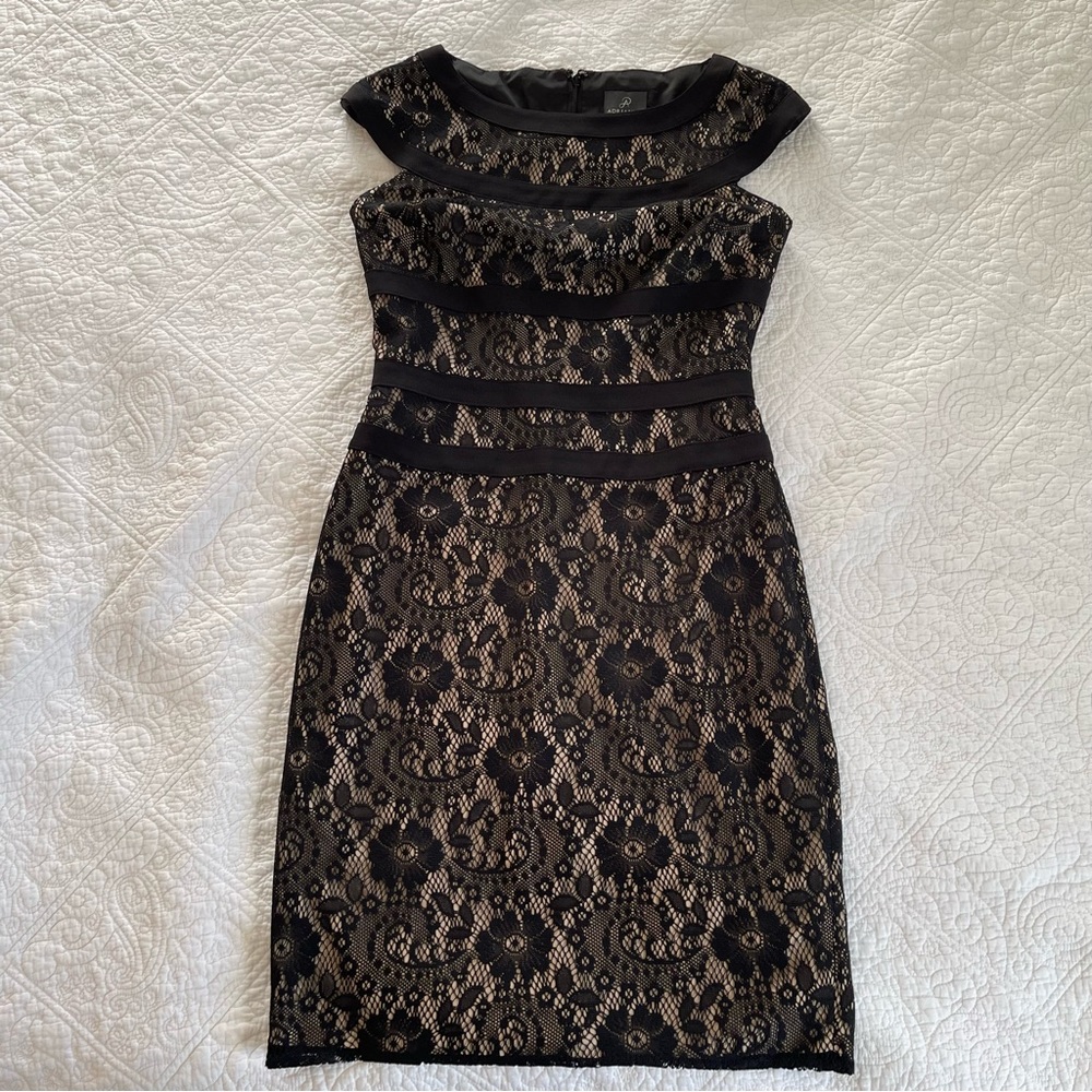 Adrianna Papell Black Lace & Nude Fitted Dress Size 6